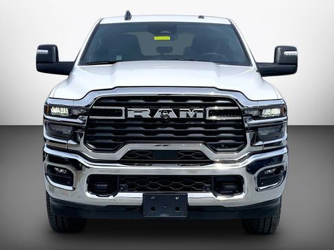 Used 2026 RAM 2500 Big Horn AWD/4WD image 5