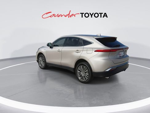 Used 2021 Toyota Venza Limited w/ Advanced Technology Package AWD/4WD image 6