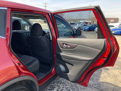 Used 2016 Nissan Rogue S image 15