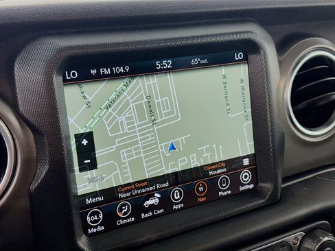 Used 2023 Jeep Wrangler Unlimited Rubicon 4xe image 21