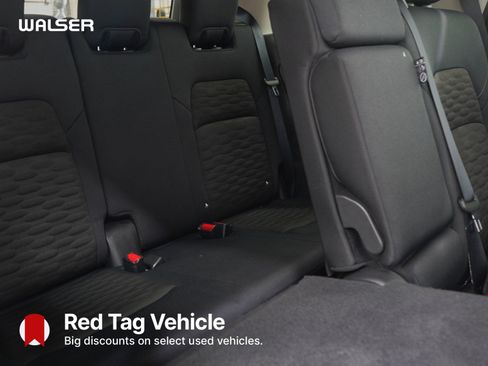 Used 2025 Nissan Pathfinder SV AWD/4WD image 13