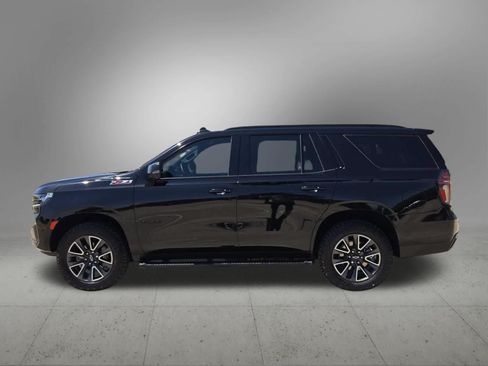 Used 2023 Chevrolet Tahoe Z71 w/ Luxury Package AWD/4WD image 3