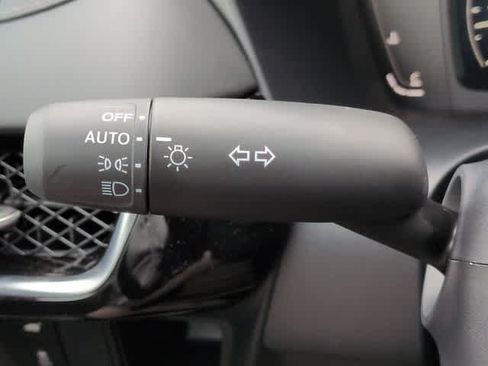Certified 2025 Acura ADX FWD image 29