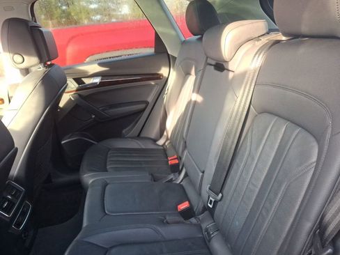 Used 2018 Audi Q5 2.0T Premium Plus w/ Premium Plus Package image 9