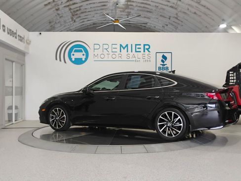 Used 2021 Hyundai Sonata Limited FWD image 3