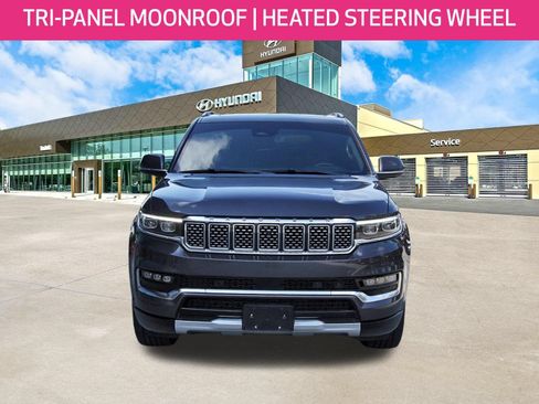 Used 2022 Jeep Grand Wagoneer Series III AWD/4WD image 2