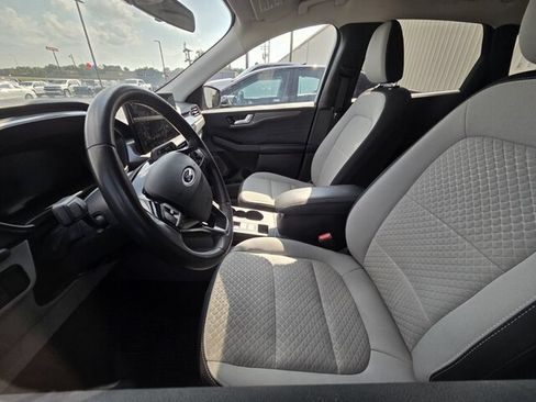 Used 2023 Ford Escape Active w/ Tech Pack #2 FWD image 7