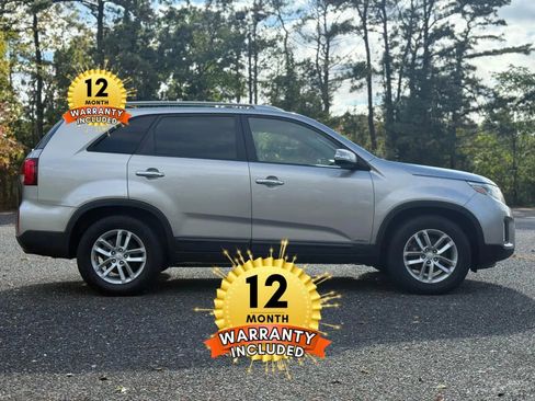 Used 2015 Kia Sorento LX image 42