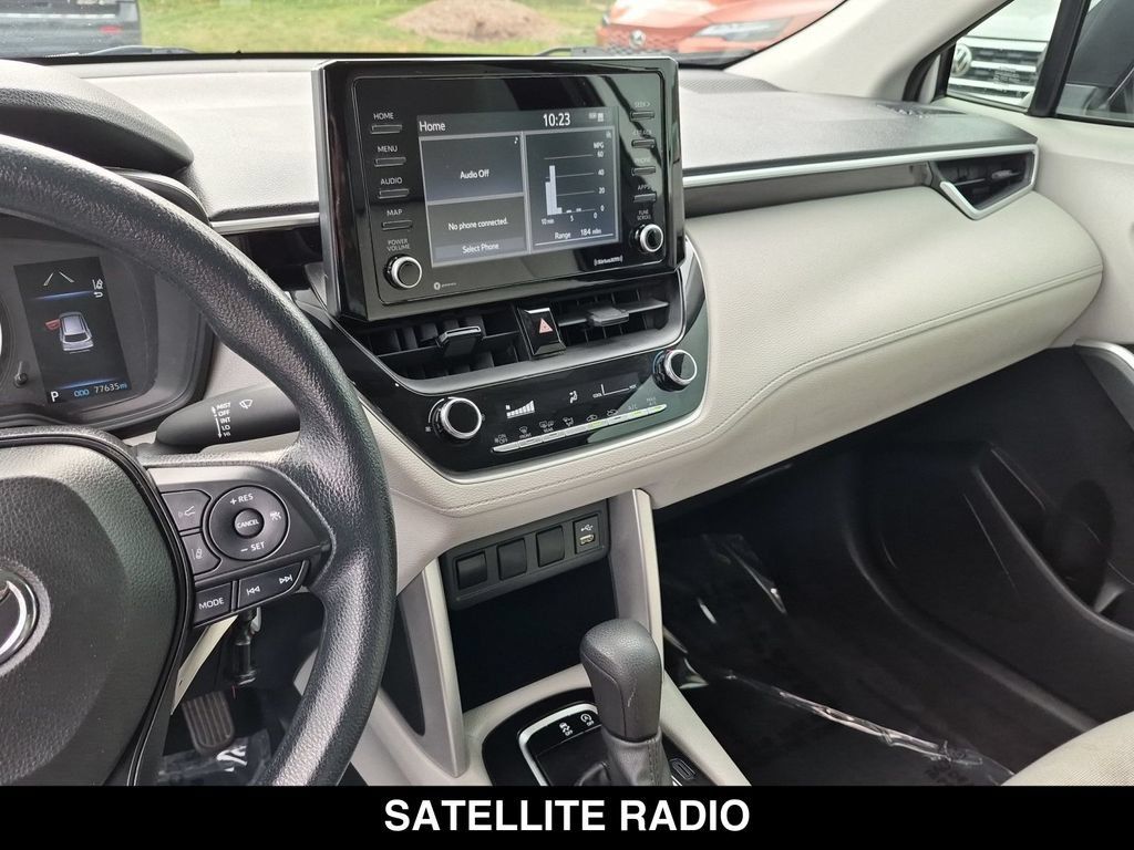 Used 2022 Toyota Corolla Cross L FWD image 22