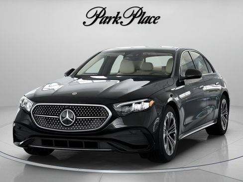 Used 2026 Mercedes-Benz E 450 4MATIC Sedan image 38