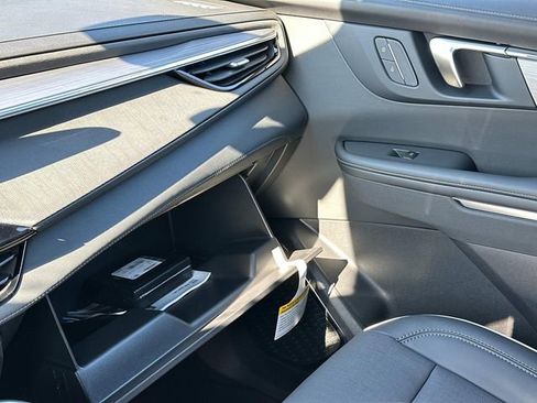 New 2026 Buick Enclave Preferred w/ Power Package image 32