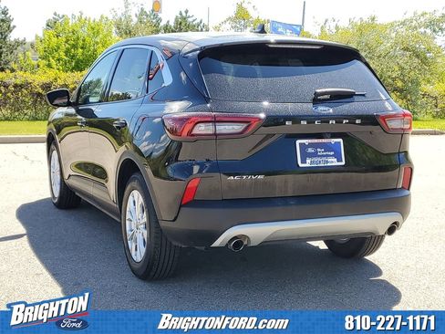 Certified 2023 Ford Escape Active w/ Cold Weather Package FWD image 3
