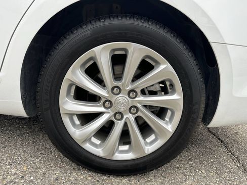 Used 2016 Buick LaCrosse Leather image 10