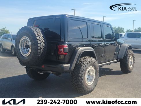 Used 2026 Jeep Wrangler Unlimited Rubicon 392 w/ Quick Order Package 27X Moab AWD/4WD image 5