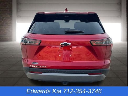 Used 2026 Chevrolet Equinox LT w/ Convenience Package II image 7