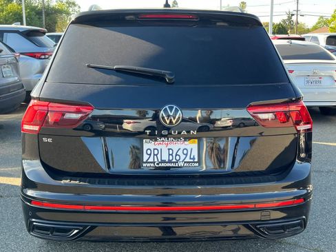 Used 2022 Volkswagen Tiguan SE R-Line FWD image 5