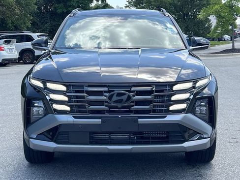 Used 2025 Hyundai Tucson Limited AWD/4WD image 16