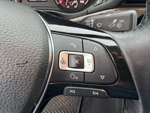 Used 2020 Volkswagen Passat 2.0T SEL image 14