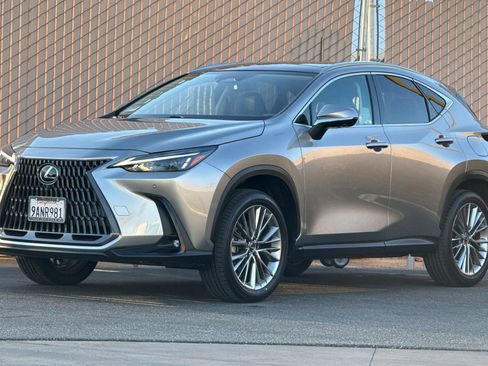Used 2022 Lexus NX 350 AWD w/ Luxury Package image 8