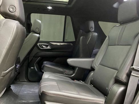 Used 2021 Chevrolet Tahoe RST w/ Luxury Package AWD/4WD image 17