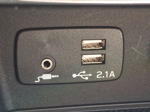 Used 2023 Subaru Forester Limited AWD/4WD image 26
