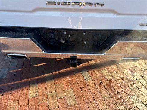 Used 2019 GMC Sierra 1500 SLT w/ SLT Premium Package image 28