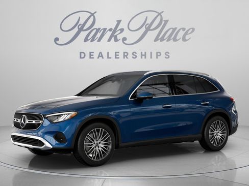 Certified 2026 Mercedes-Benz GLC 300 image 2