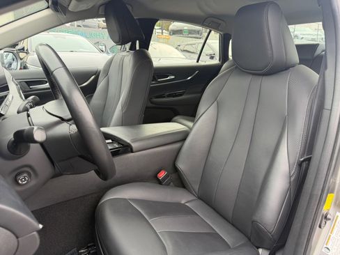 Used 2023 Toyota Mirai w/ Advanced Technology Package RWD image 21