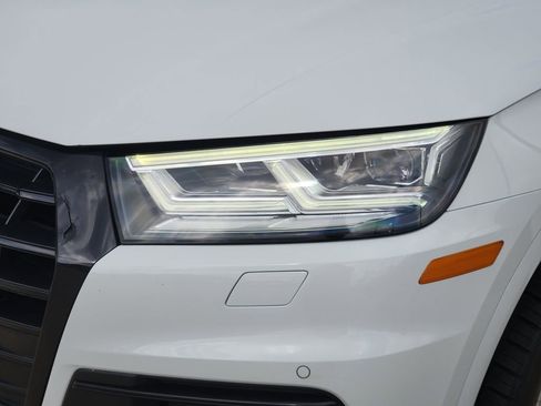 Used 2019 Audi Q5 2.0T Premium Plus w/ Premium Plus Package AWD/4WD image 9
