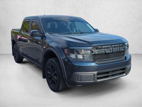 Used 2023 Ford Maverick XLT w/ Black Appearance Package image 3