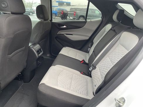 Used 2020 Chevrolet Equinox LS w/ LS Convenience Package image 19