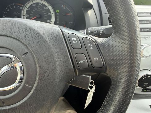 Used 2007 MAZDA MAZDA5 Touring FWD image 25
