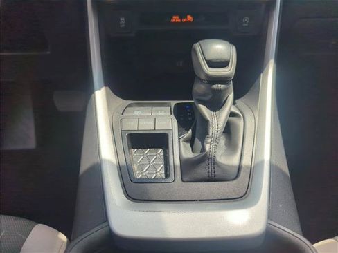 Certified 2025 Toyota RAV4 XLE w/ Convenience Package FWD image 16