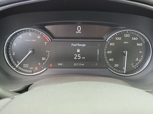 Certified 2023 Cadillac XT4 Luxury w/ Cold Weather Package FWD image 12