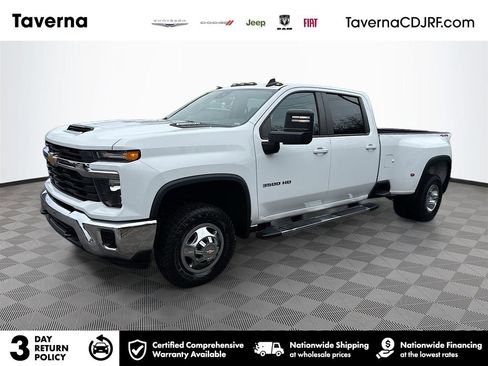 Used 2024 Chevrolet Silverado 3500 LT image 1