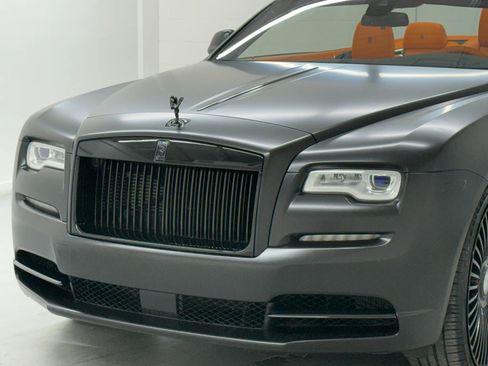 Used 2017 Rolls-Royce Dawn RWD image 37