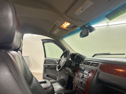Used 2009 Chevrolet Silverado 1500 LTZ w/ Safety Package AWD/4WD image 19