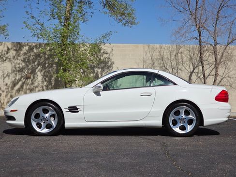 Used 2004 Mercedes-Benz SL 500 w/ AMG Sport Pkg image 9