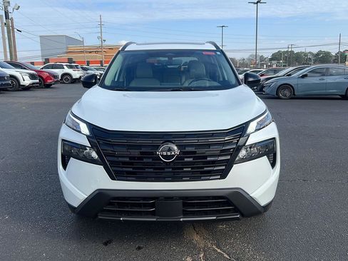 New 2026 Nissan Rogue SV image 8