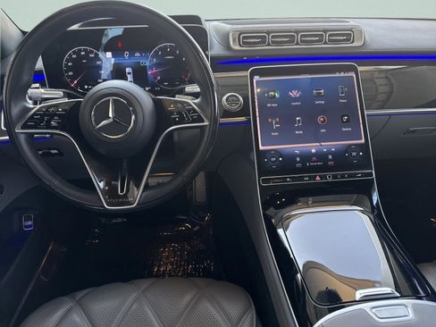 Certified 2022 Mercedes-Benz Maybach S 580 4MATIC image 22