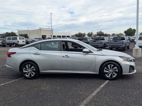 Certified 2023 Nissan Altima 2.5 S image 7