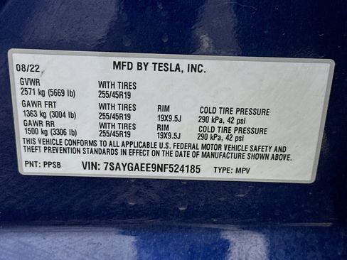Used 2022 Tesla Model Y Long Range AWD/4WD image 12