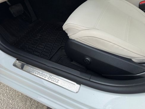 Used 2024 Mercedes-Benz C 300 4MATIC Sedan image 34