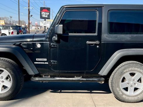 Used 2017 Jeep Wrangler Sport w/ Quick Order Package 24S image 4