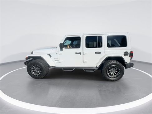 Used 2018 Jeep Wrangler Unlimited Sahara w/ Dual Top Group image 6