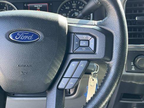 Used 2015 Ford F150 XLT w/ Equipment Group 302A Luxury image 30