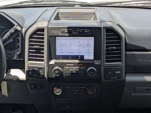 Used 2020 Ford F250 XL w/ STX Appearance Package AWD/4WD image 16