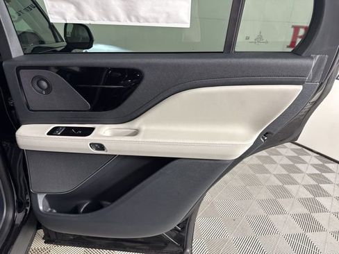 New 2025 Lincoln Aviator Reserve w/ Jet Appearance Package image 24