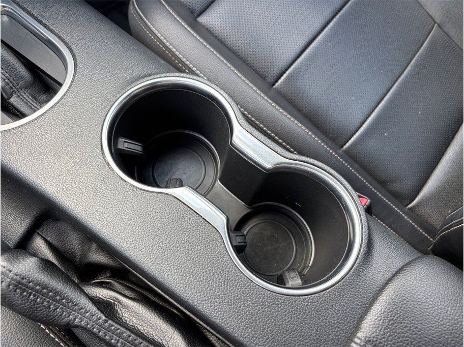 Used 2021 Ford Mustang Premium RWD image 29
