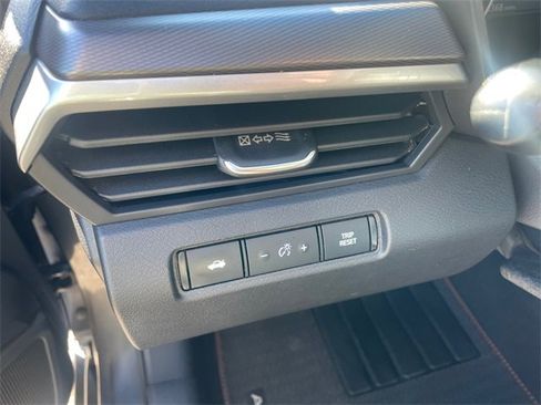 Used 2024 Nissan Altima 2.5 SR image 18